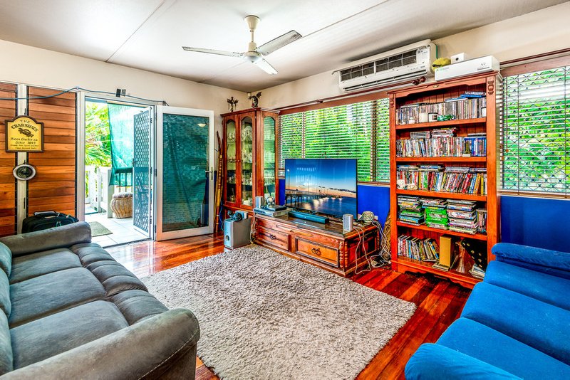 12/9-11 Amphora St , Palm Cove QLD 4879