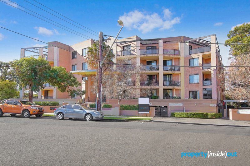 Photo - 12/9-13 Griffiths Street, Blacktown NSW 2148 - Image 11