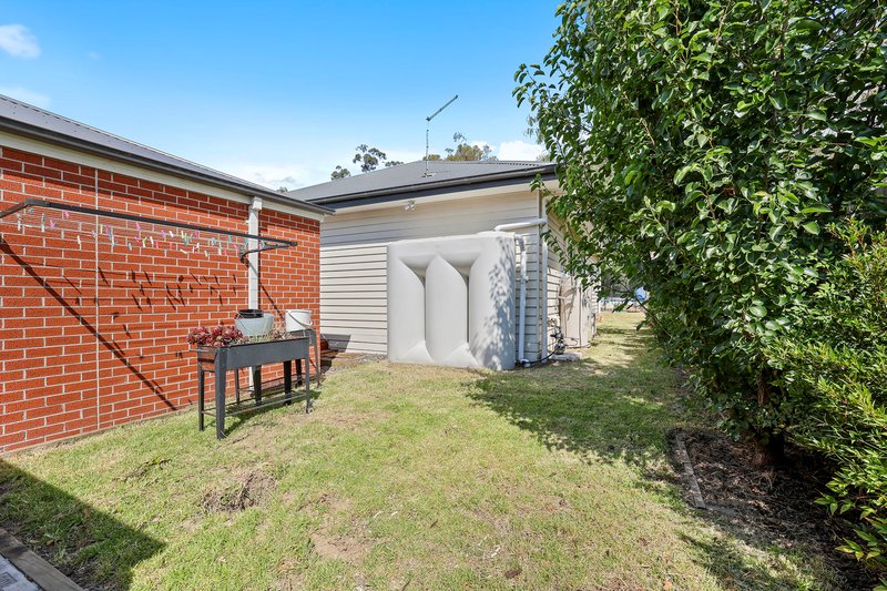 Photo - 1/29 Abeckett Road, Bunyip VIC 3815 - Image 14