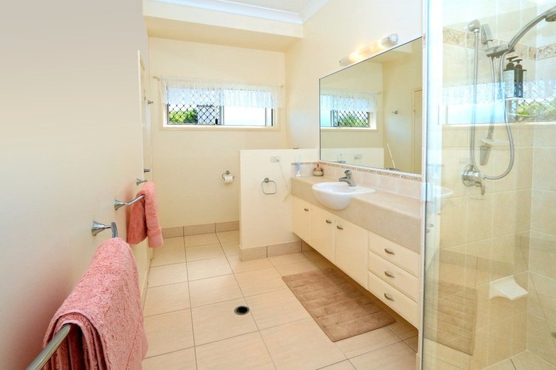 Photo - 129 Angela Road, Rockyview QLD 4701 - Image 10