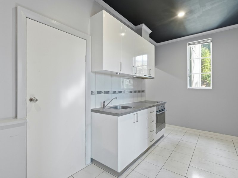 Photo - 12/9 Augusta Road, New Town TAS 7008 - Image 7