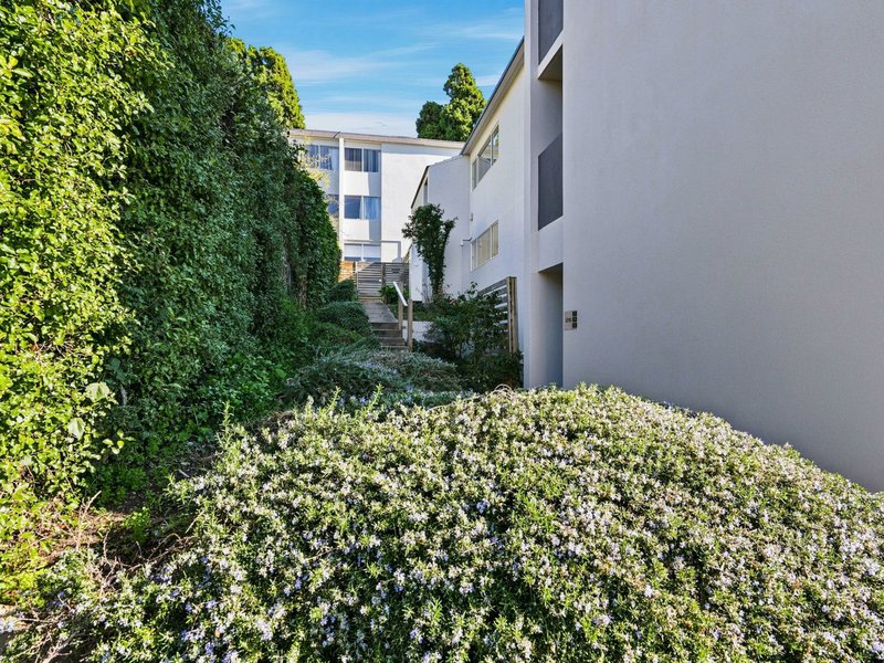 Photo - 12/9 Augusta Road, New Town TAS 7008 - Image 17