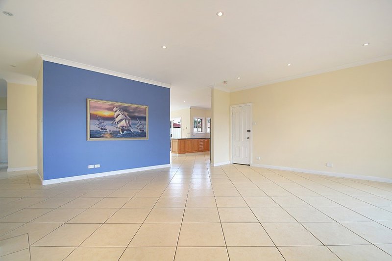 Photo - 129 Cammaray Drive, Sanctuary Point NSW 2540 - Image 3