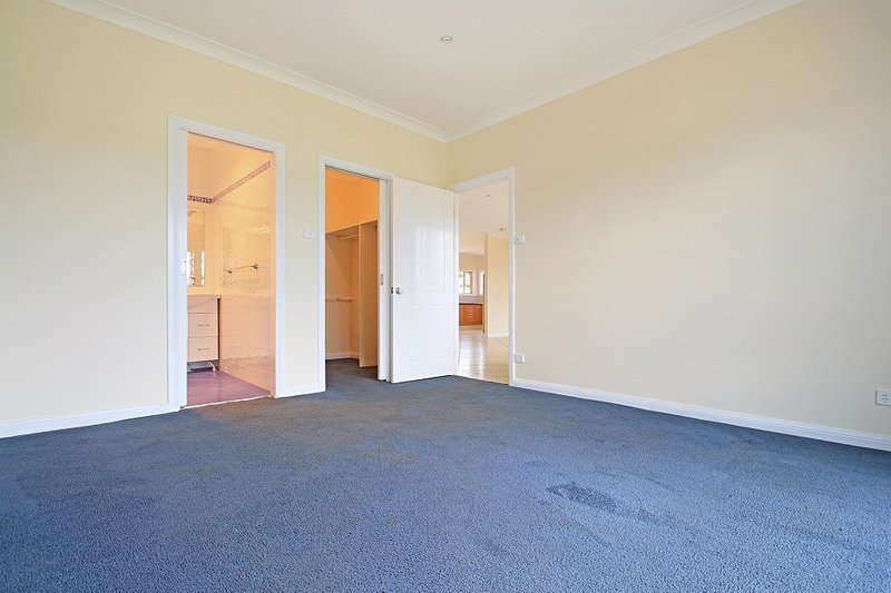 Photo - 129 Cammaray Drive, Sanctuary Point NSW 2540 - Image 8