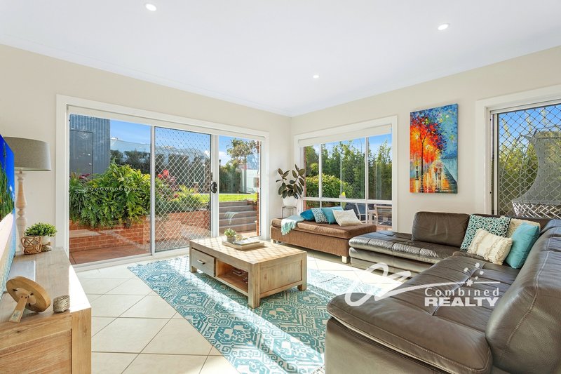 Photo - 129 Cammaray Drive, Sanctuary Point NSW 2540 - Image 5