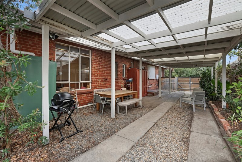 Photo - 1/29 Churchill Avenue, Cheltenham VIC 3192 - Image 23