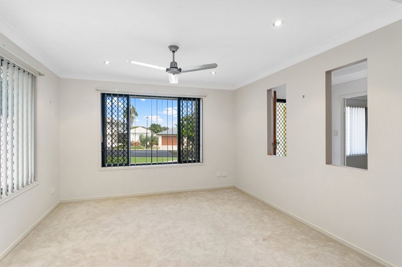 Photo - 129 Cosmos Ave , Banksia Beach QLD 4507 - Image 9