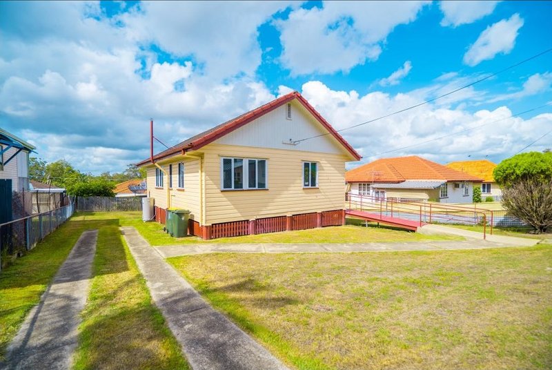 Photo - 129 Crocus Street, Inala QLD 4077 - Image 2