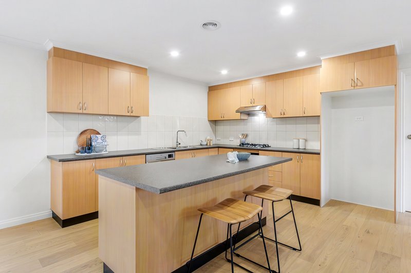Photo - 1/29 Gladwyn Avenue, Bentleigh East VIC 3165 - Image 6