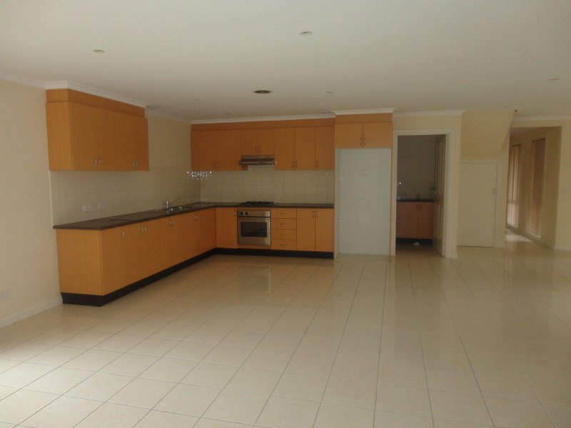 Photo - 1/29 Gladwyn Avenue, Bentleigh East VIC 3165 - Image 5