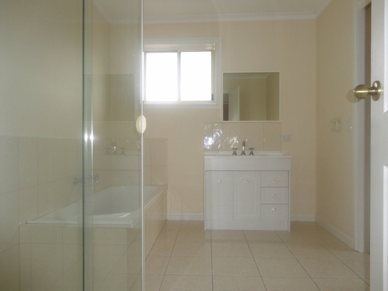 Photo - 1/29 Gladwyn Avenue, Bentleigh East VIC 3165 - Image 7