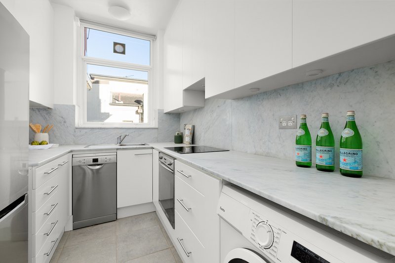 Photo - 12/9 Goomerah Crescent, Darling Point NSW 2027 - Image 8