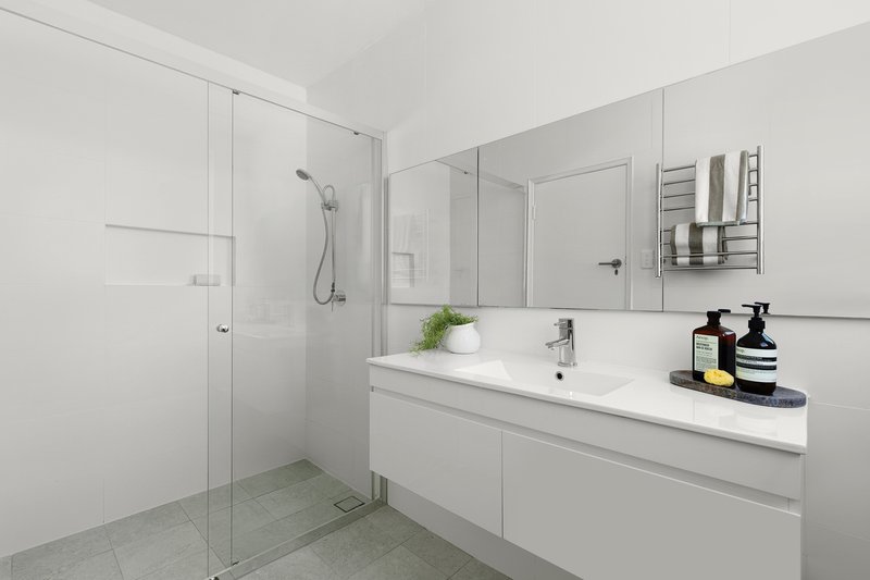 Photo - 12/9 Goomerah Crescent, Darling Point NSW 2027 - Image 10