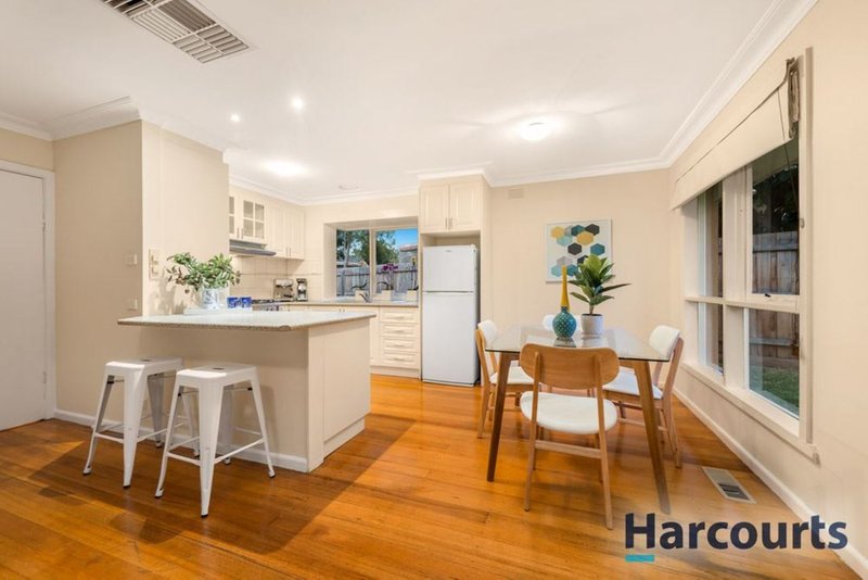 Photo - 1/29 Gresford Road, Wantirna VIC 3152 - Image 2