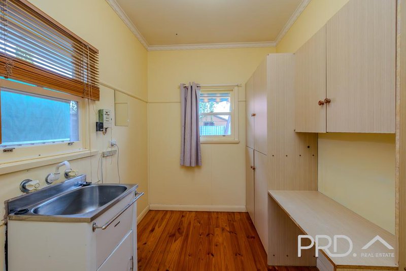 Photo - 129 Hawthorn Grove, Mildura VIC 3500 - Image 9