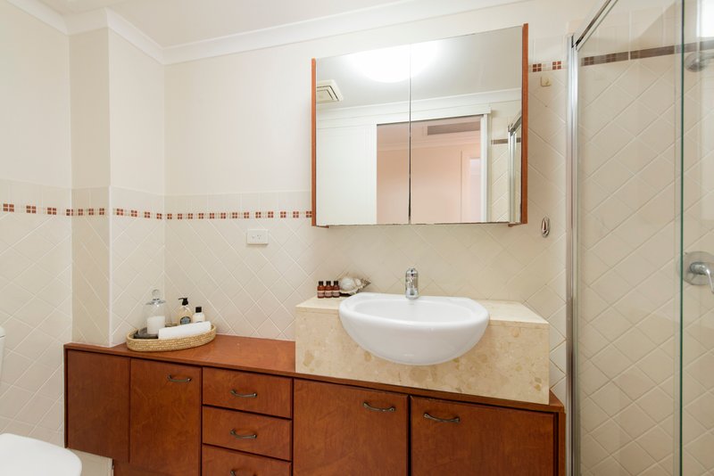 Photo - 1/29 Holland Street, Toowong QLD 4066 - Image 8