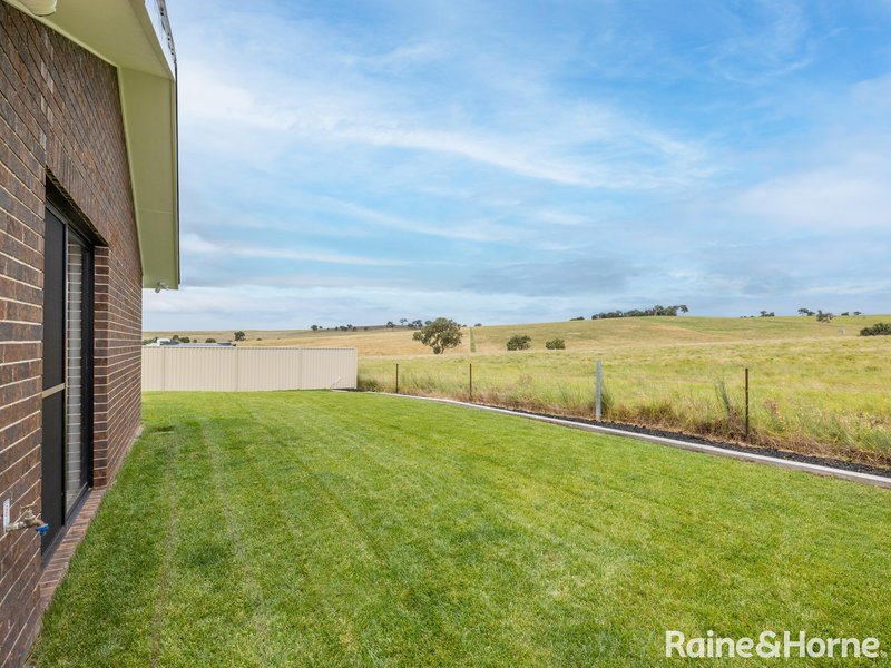 Photo - 129 Hughes Street, Kelso NSW 2795 - Image 15