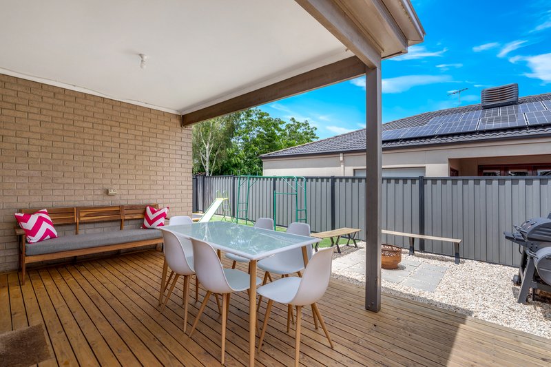 Photo - 129 Huntington Drive, Craigieburn VIC 3064 - Image 15