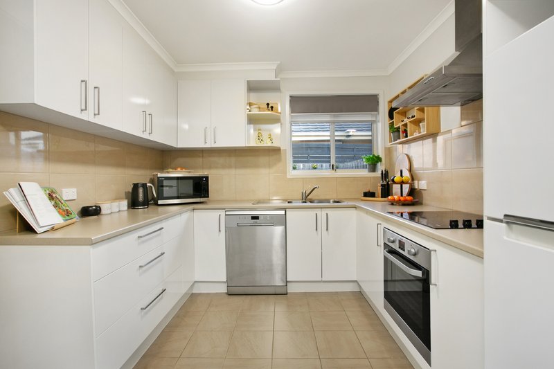 Photo - 1/29 Kelsby Street, Reservoir VIC 3073 - Image 6