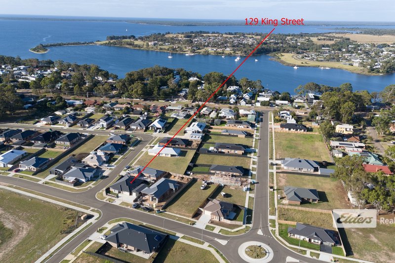 Photo - 129 King Street, Paynesville VIC 3880 - Image 2