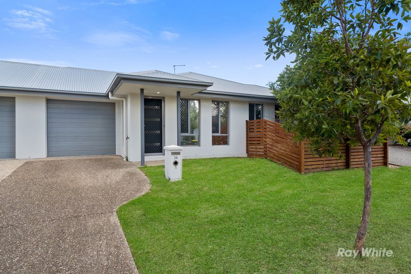 Photo - 1/29 Lowthers Street, Yarrabilba QLD 4207 - Image 1