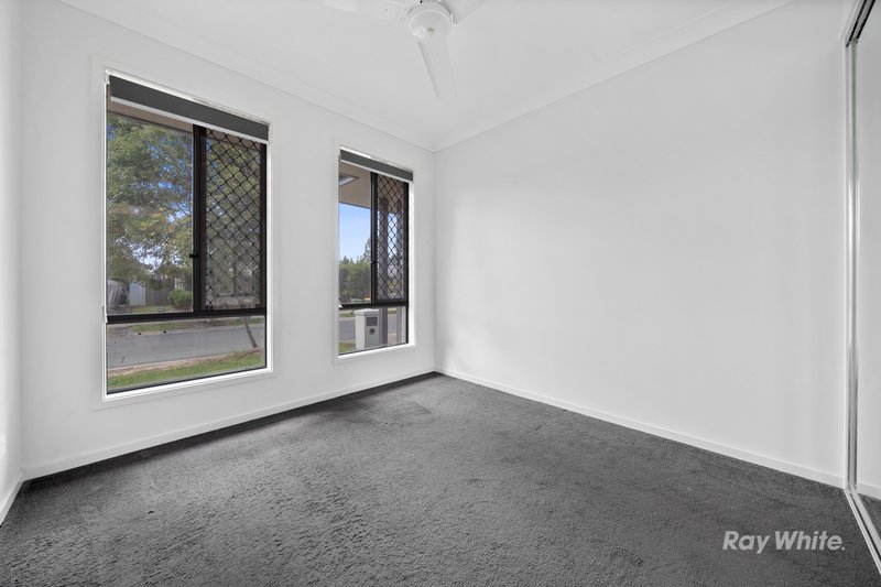 Photo - 1/29 Lowthers Street, Yarrabilba QLD 4207 - Image 9