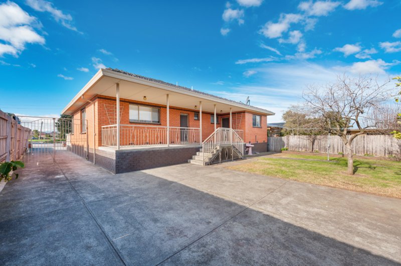 Photo - 129 Mcfadzean Avenue, Reservoir VIC 3073 - Image 12