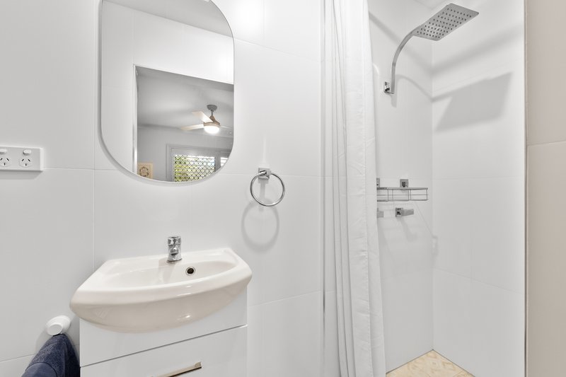 Photo - 1/29 Noble Street, Clayfield QLD 4011 - Image 9