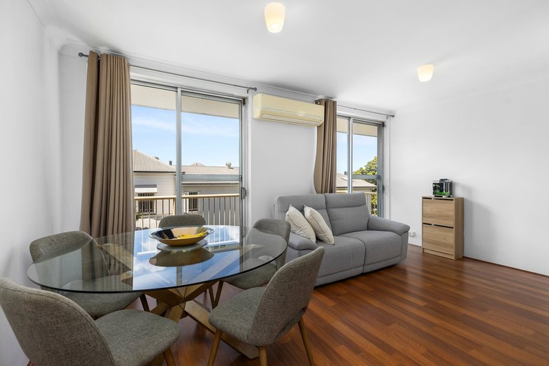 Photo - 12/9 Norwood Street, Toowong QLD 4066 - Image 5