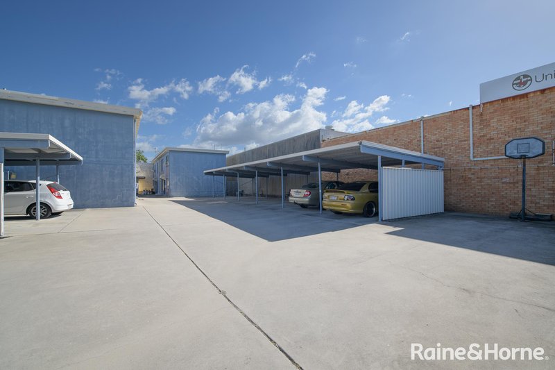 Photo - 1/29 Off Street, Gladstone Central QLD 4680 - Image 10