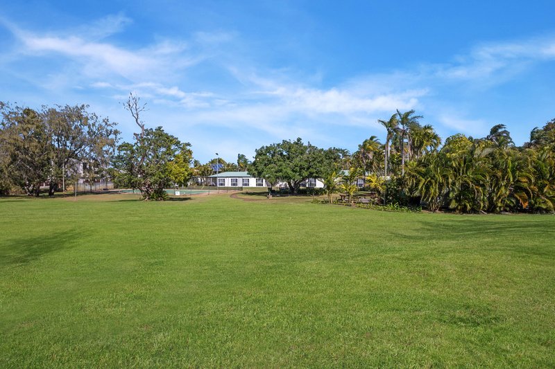 Photo - 12/9 Pacific Drive, Blacks Beach QLD 4740 - Image 17