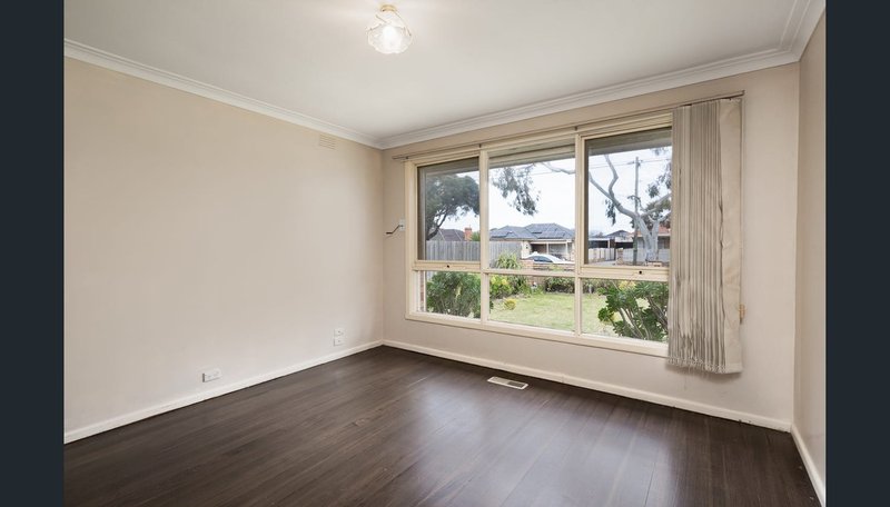 Photo - 129 Police Road, Mulgrave VIC 3170 - Image 4