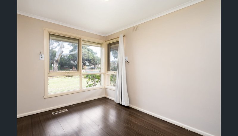 Photo - 129 Police Road, Mulgrave VIC 3170 - Image 5