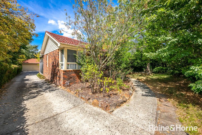 Photo - 1/29 Prince Street, Gisborne VIC 3437 - Image 1