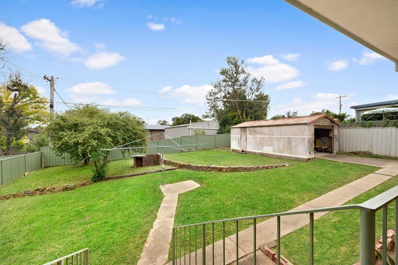 Photo - 129 Ross Smith Crescent, Scullin ACT 2614 - Image 12