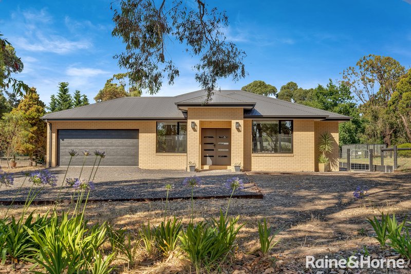 129 Sandy Creek Road, Riddells Creek VIC 3431