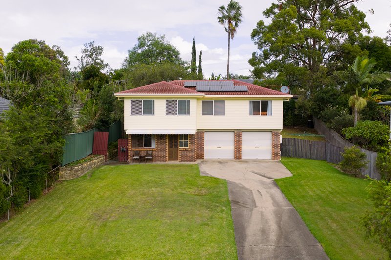 Photo - 129 Sapphire Street, Holland Park QLD 4121 - Image 1