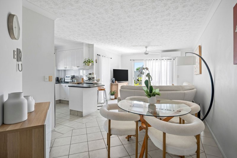 Photo - 1/29 Seagull Avenue, Mermaid Beach QLD 4218 - Image 8