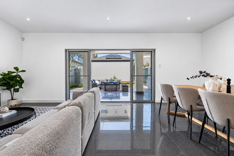 Photo - 1/29 Simmons Crescent, Flinders Park SA 5025 - Image 6
