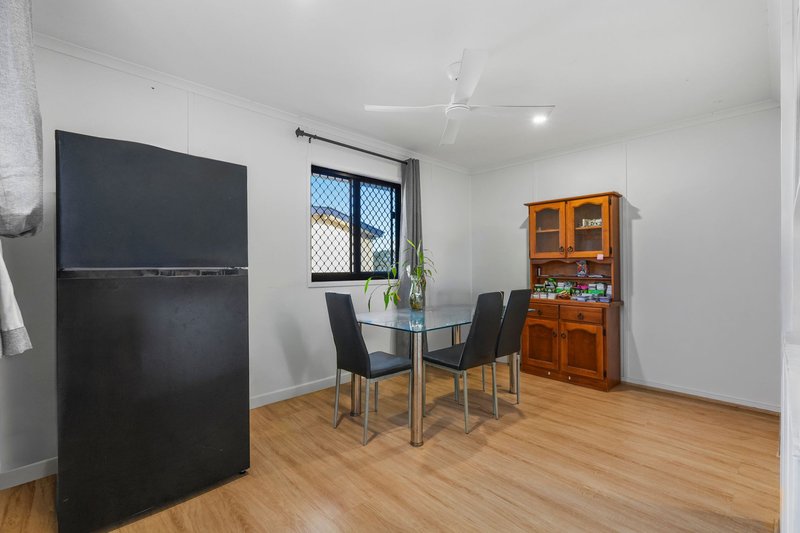 Photo - 129 Smith Road, Woodridge QLD 4114 - Image 5