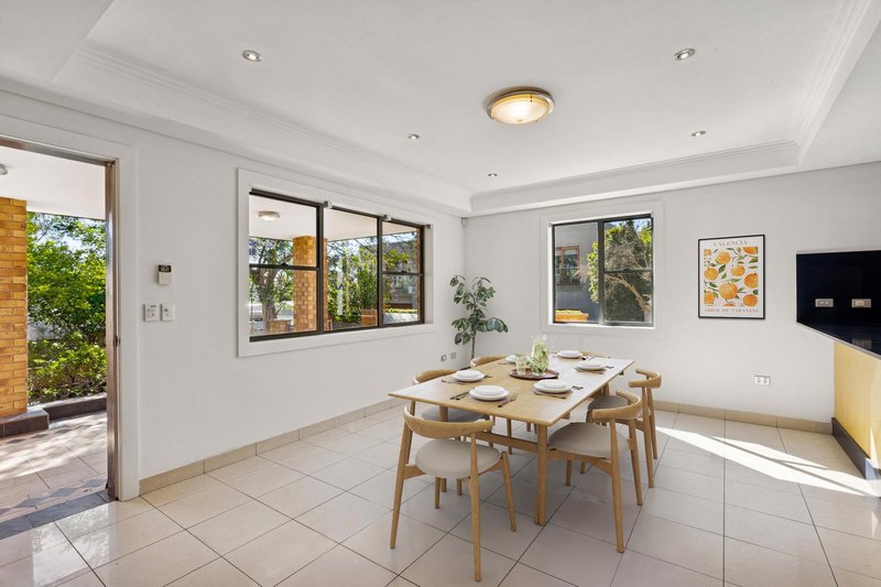 Photo - 129 The Avenue, Hurstville NSW 2220 - Image 4