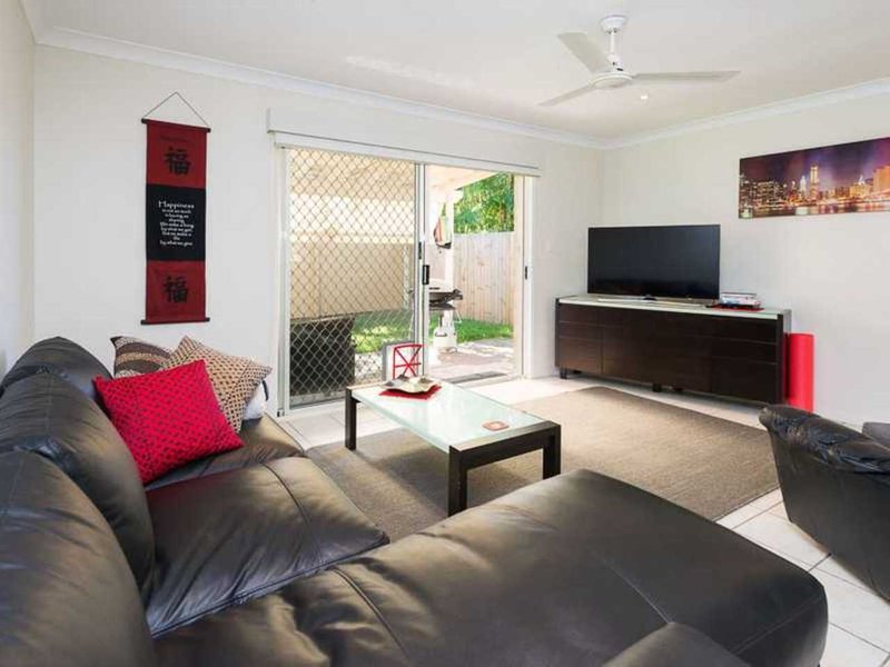 Photo - 1/29 Thornleigh Cr , Varsity Lakes QLD 4227 - Image 3