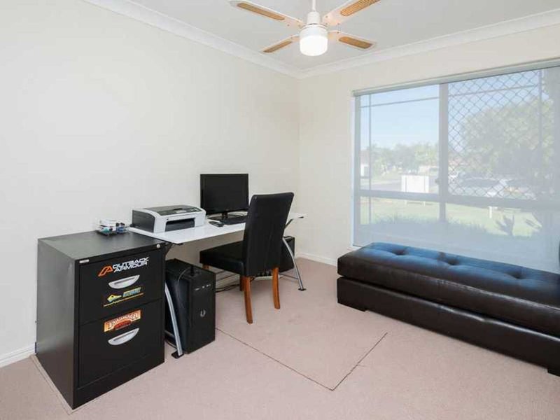 Photo - 1/29 Thornleigh Crescent, Varsity Lakes QLD 4227 - Image 11