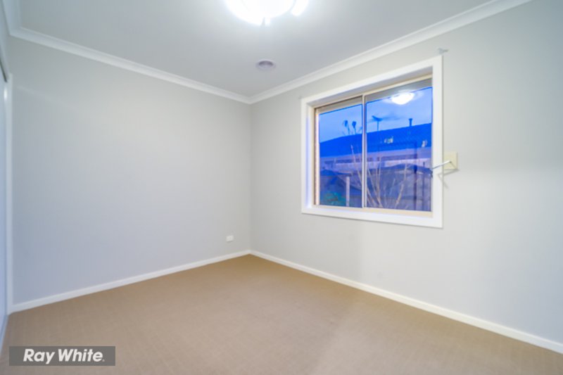 Photo - 1/29 Vanderbilt Avenue, Truganina VIC 3029 - Image 12