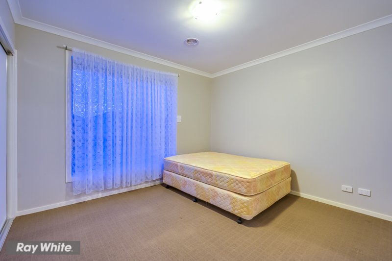 Photo - 1/29 Vanderbilt Avenue, Truganina VIC 3029 - Image 14