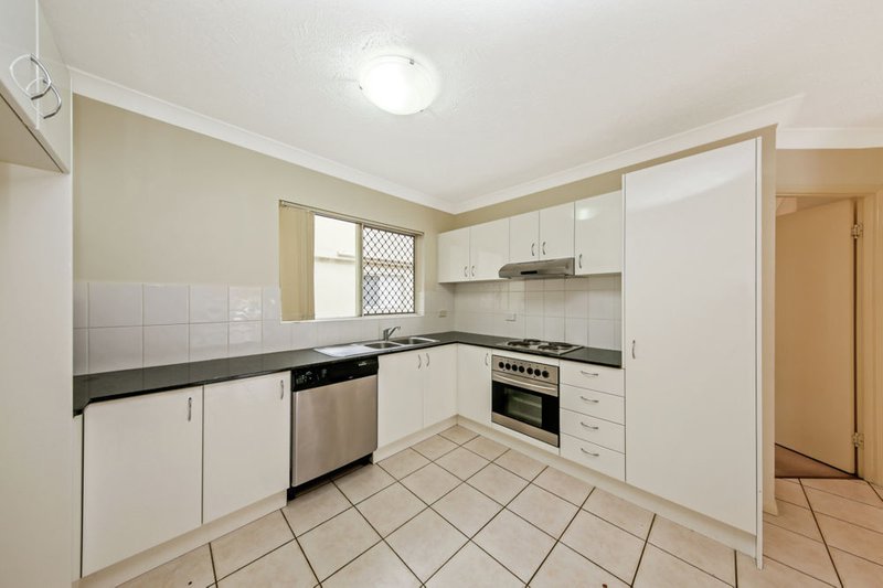 Photo - 1/29 Wagner Road, Clayfield QLD 4011 - Image 3