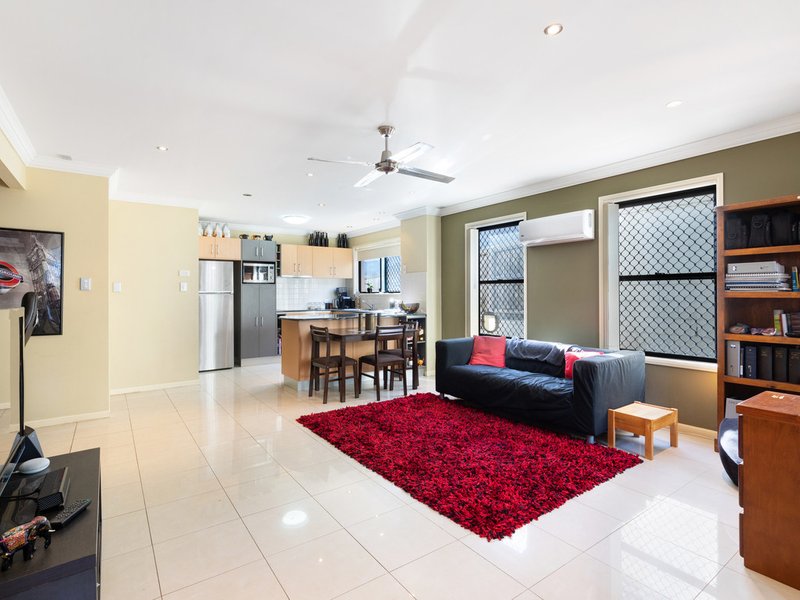 Photo - 1/29 Wallace Street, Moorooka QLD 4105 - Image 3