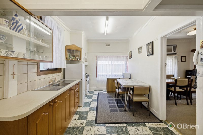 Photo - 129 Woods Street, Newport VIC 3015 - Image 7