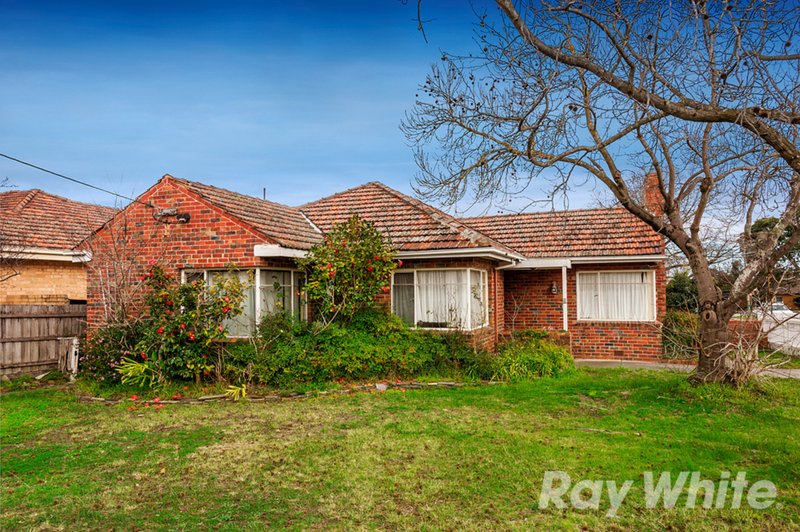 Photo - 1&2/9 Woodstock Road, Mount Waverley VIC 3149 - Image 3