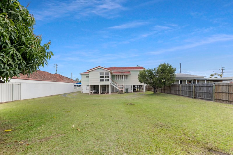 Photo - 129 Woongarra Street, Bundaberg West QLD 4670 - Image 25